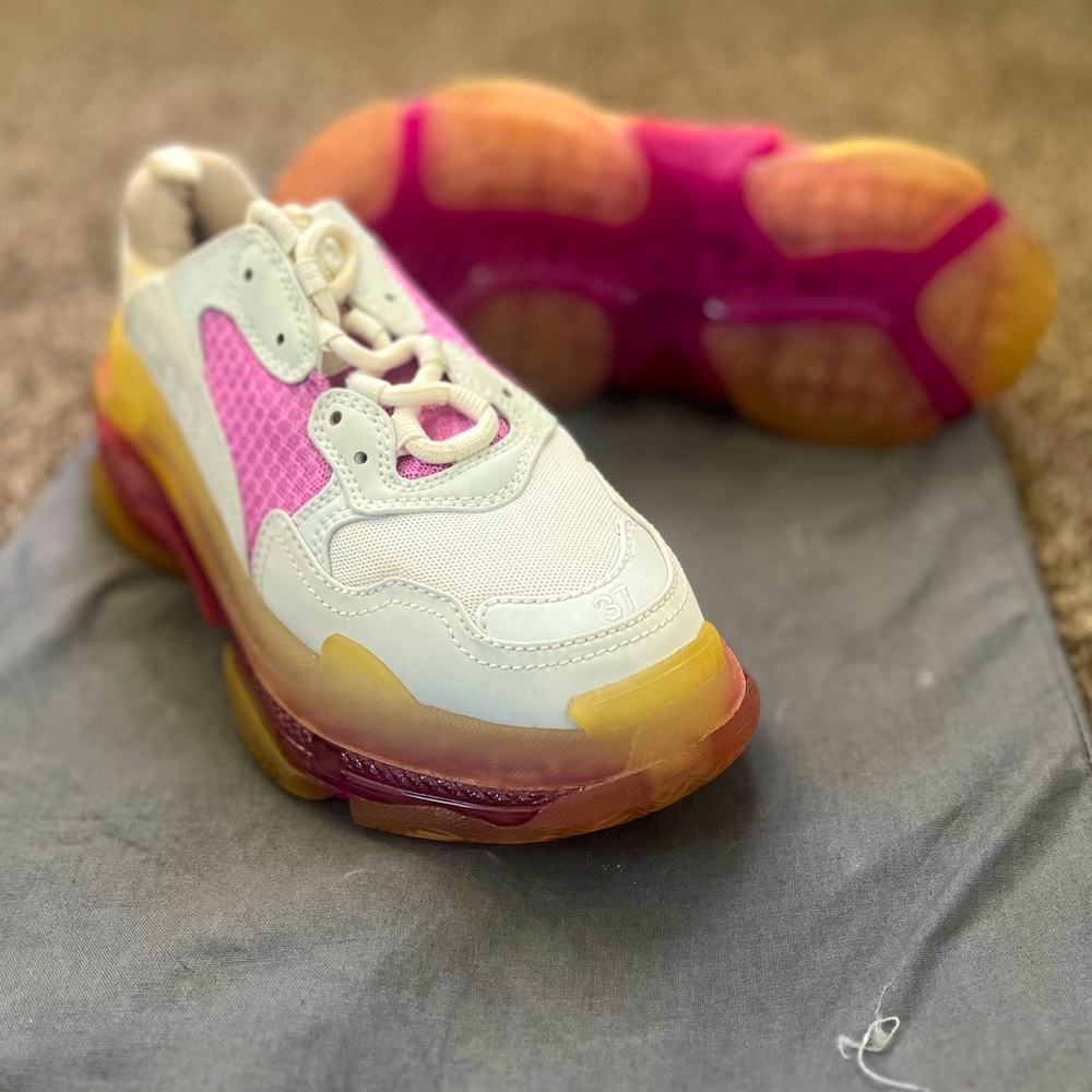 Balenciaga Triple S White/Pink Size 37